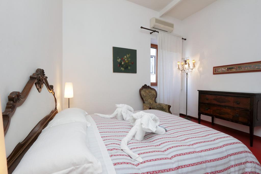 Fori Imperiali Apartment ローマ 部屋 写真