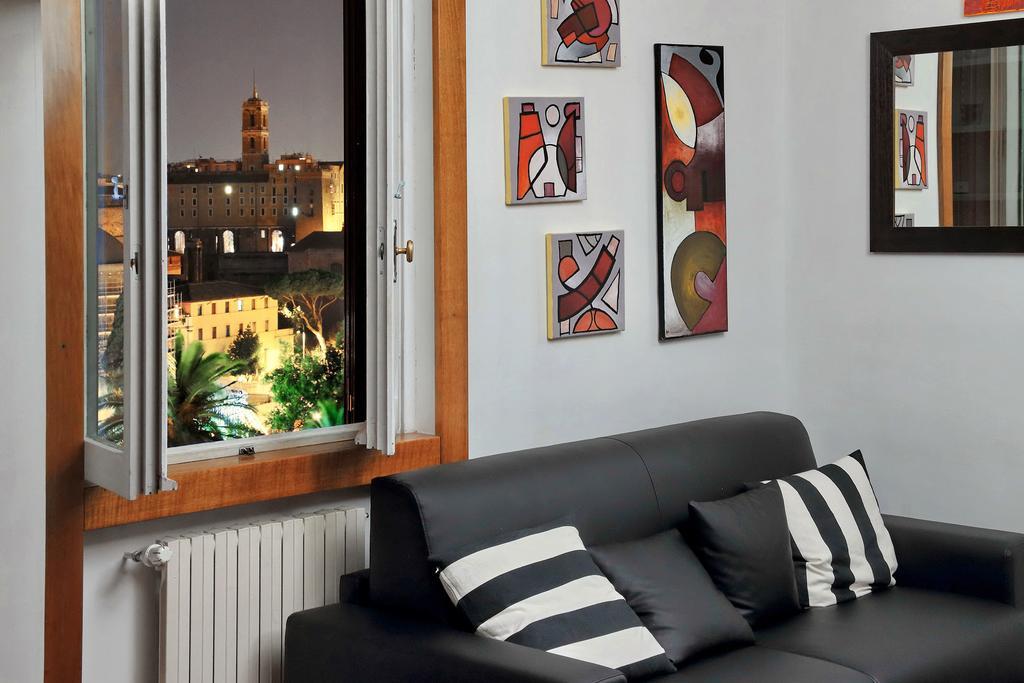 Fori Imperiali Apartment ローマ エクステリア 写真